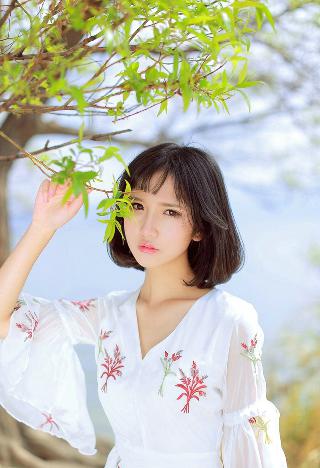 陆仁云与青瑶的乡村爱情：免费阅读《乡村野花香》完整版最新章节？你绝对想不到的结局！
