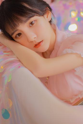 3个男人轮流欺负她？大美人儿小说背后的隐秘真相！